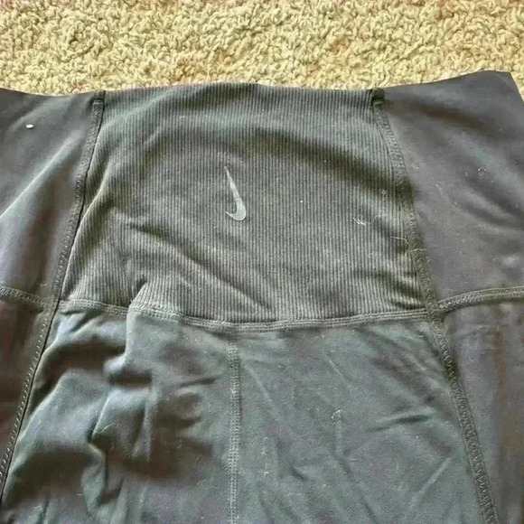 Nike Yoga Dri-Fit Luxe Full Length Leggings Black Size Medium - Picture 5 of 5